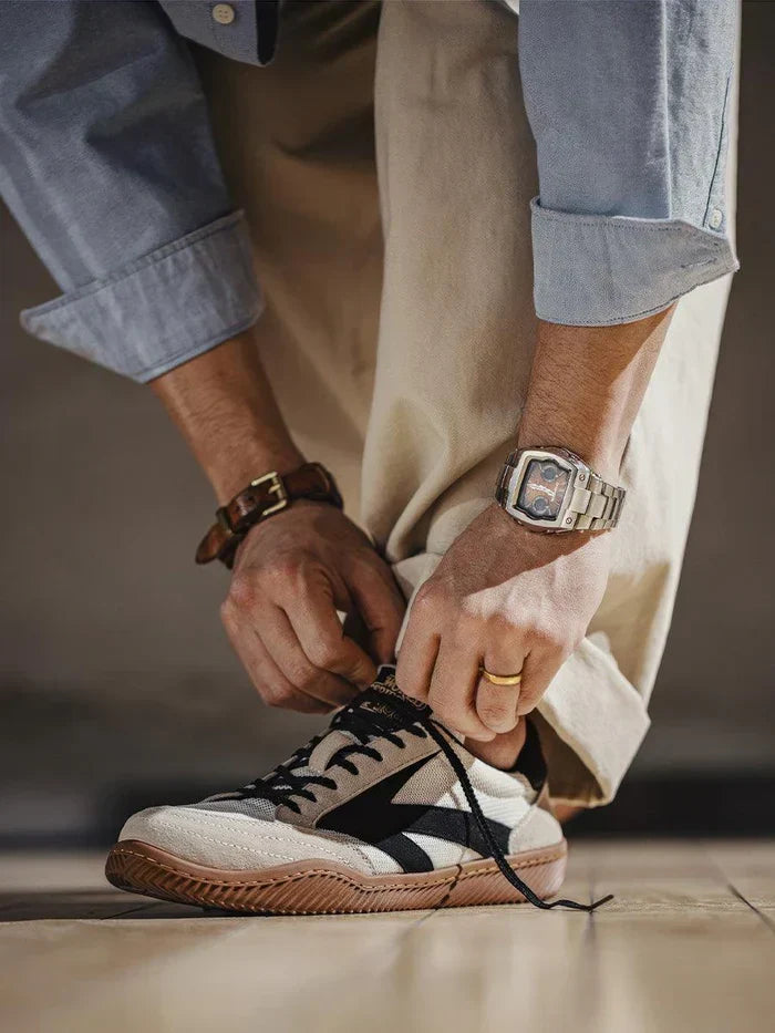 Comfort-focused men's suede sneakers with EVA cushioning