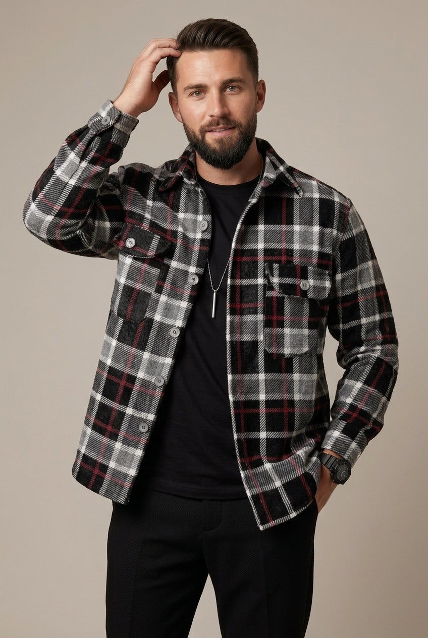 Casual men's checked overshirt suitable for weekend styling