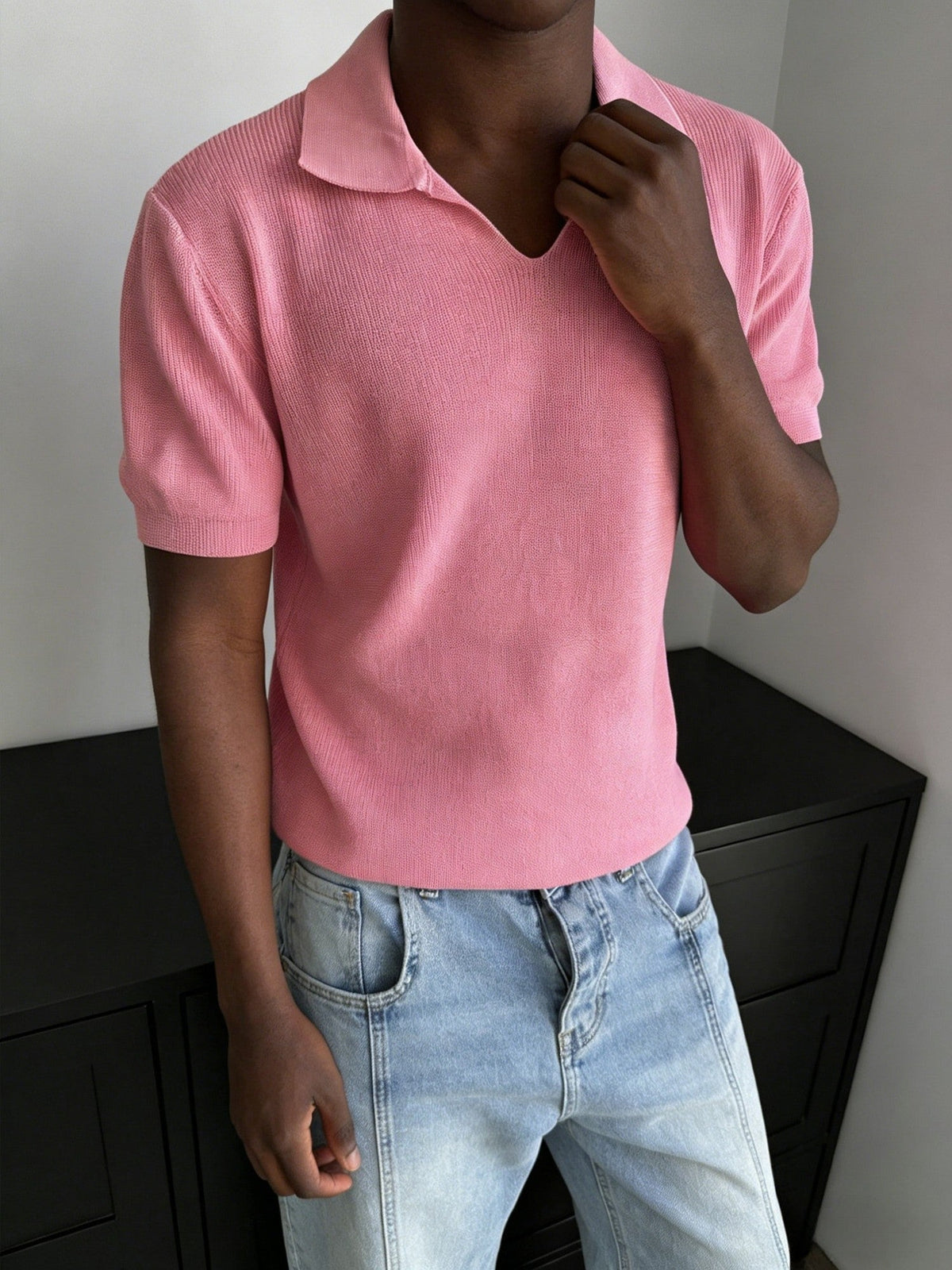 Full view of the men's ribbed polo shirt for everyday wear