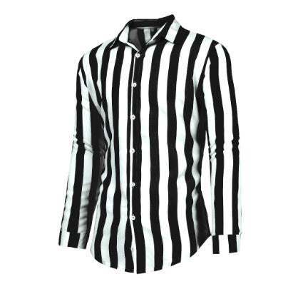 Cuffs and long sleeves on a slim-fit men's shirt