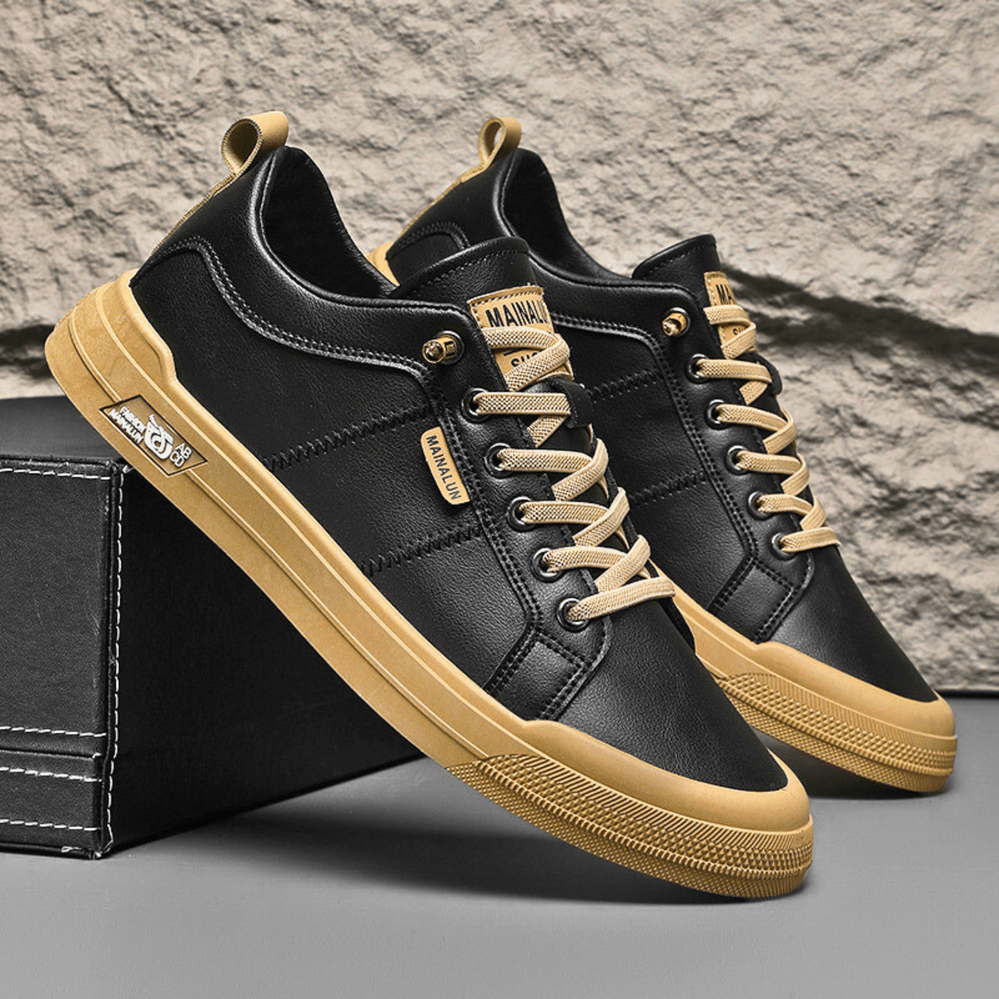 Men's Leather Sneakers Low-Top Cushioned Casual Shoes